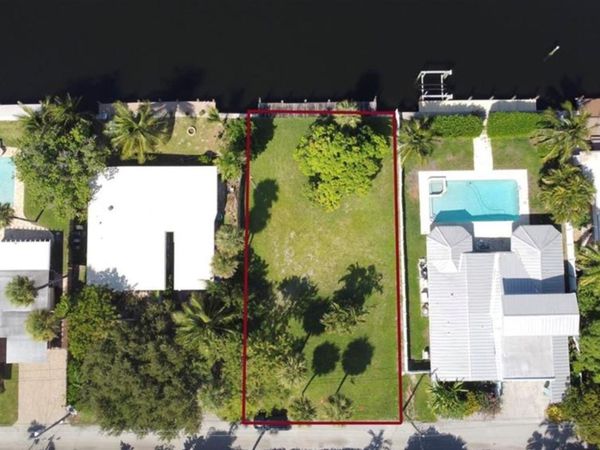 5 Sunset Lane, Pompano Beach, FL 33062