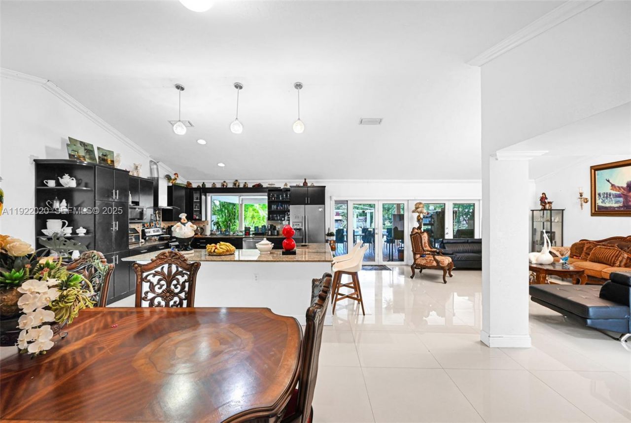 21801 SW 202nd Ave, Miami, FL 33170 Photo