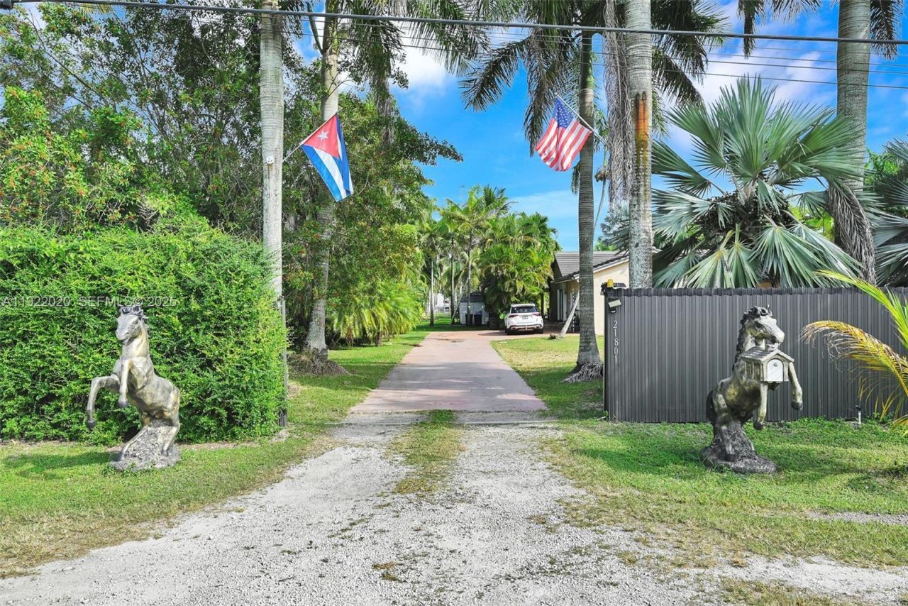 21801 SW 202nd Ave, Miami, FL 33170 Photo