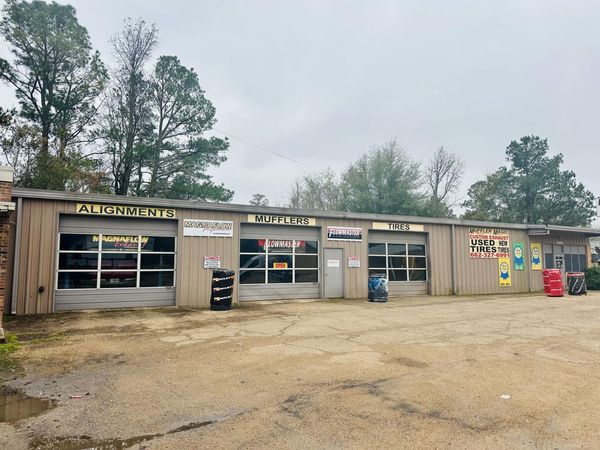 110 Tuscaloosa Rd, Columbus, MS 39702