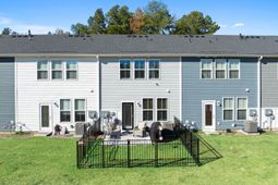 524 Trotters Lane photo 4