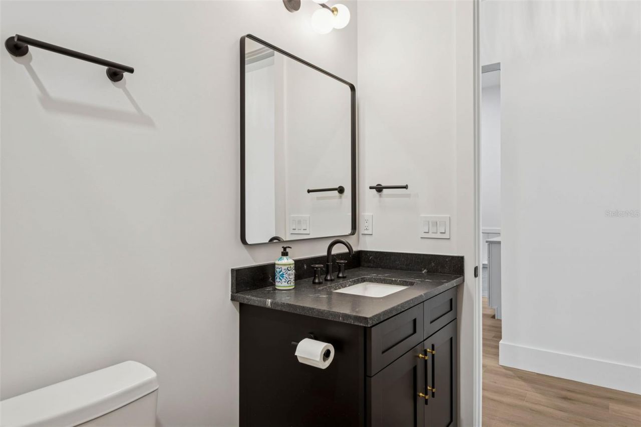 708 W Kentucky Avenue, Tampa, FL 33603 Photo