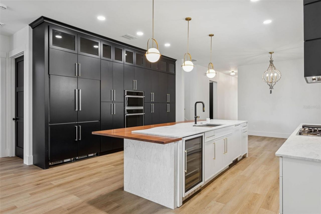 708 W Kentucky Avenue, Tampa, FL 33603 Photo