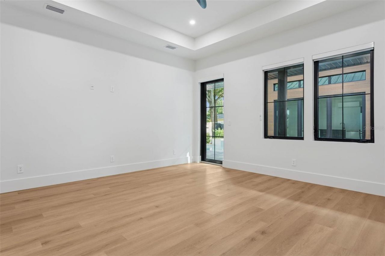 708 W Kentucky Avenue, Tampa, FL 33603 Photo