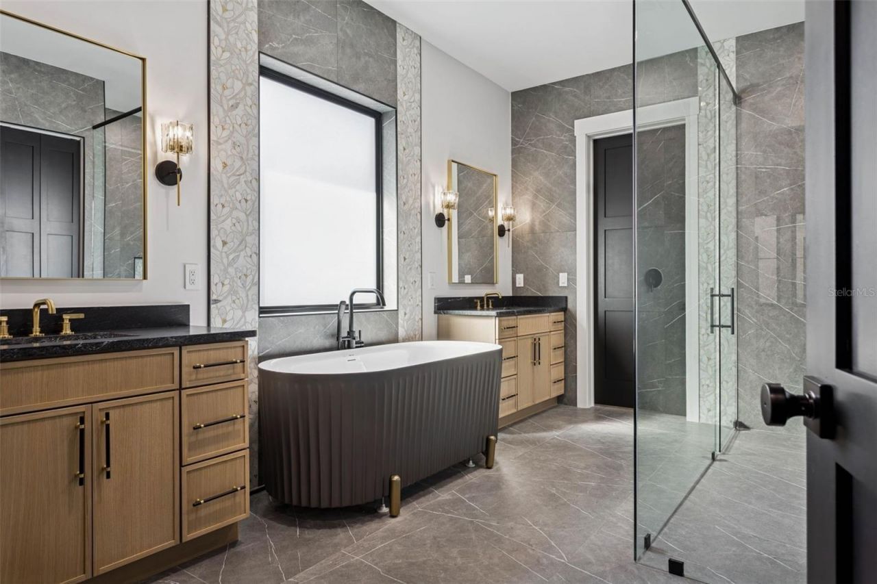 708 W Kentucky Avenue, Tampa, FL 33603 Photo