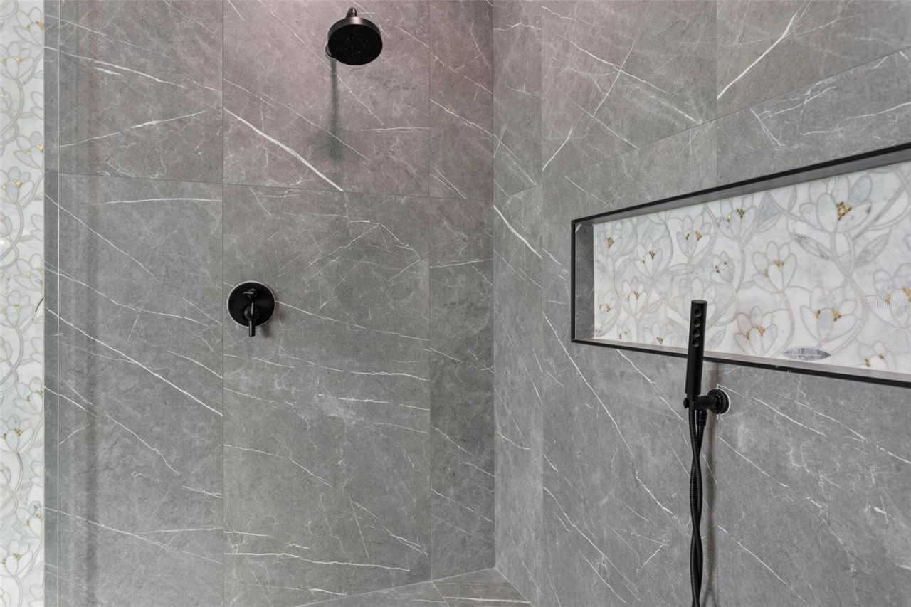 708 W Kentucky Avenue, Tampa, FL 33603 Photo