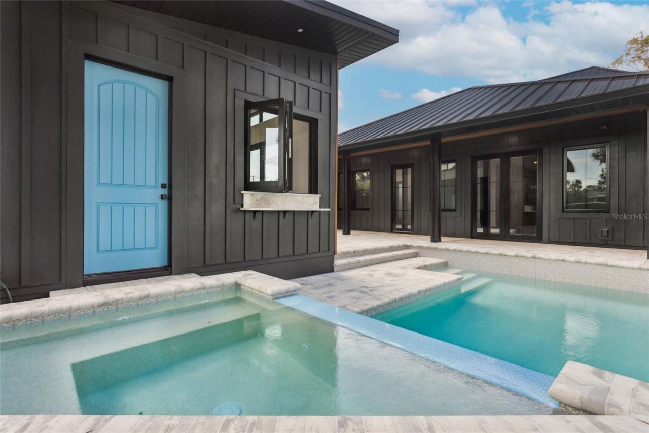 708 W Kentucky Avenue, Tampa, FL 33603 Photo