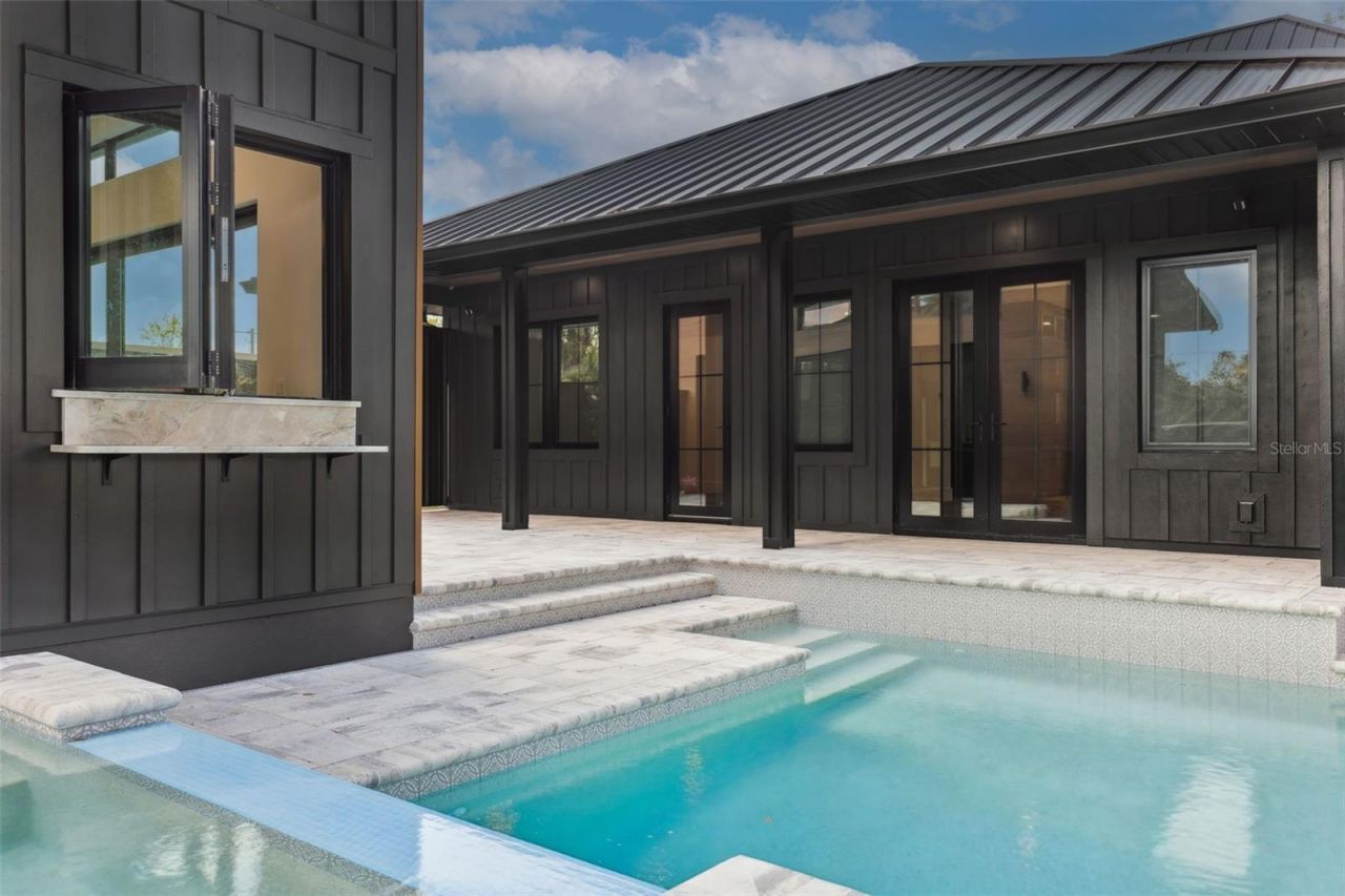 708 W Kentucky Avenue, Tampa, FL 33603 Photo