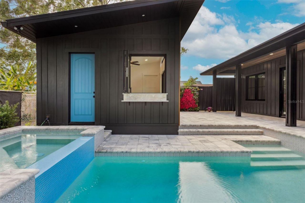 708 W Kentucky Avenue, Tampa, FL 33603 Photo