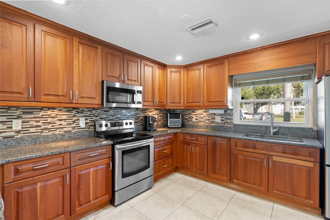 2700 Bayshore Boulevard, Unit 593, Dunedin, FL 34698 Photo