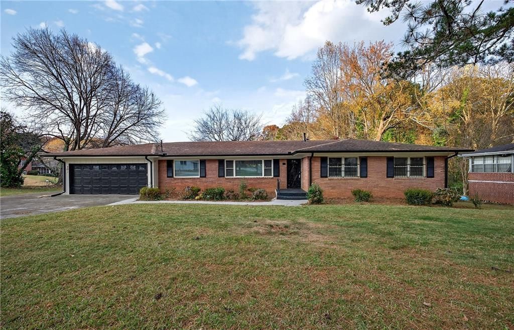 201 E Simon Terrace Nw, Atlanta, GA 30318 Main Photo
