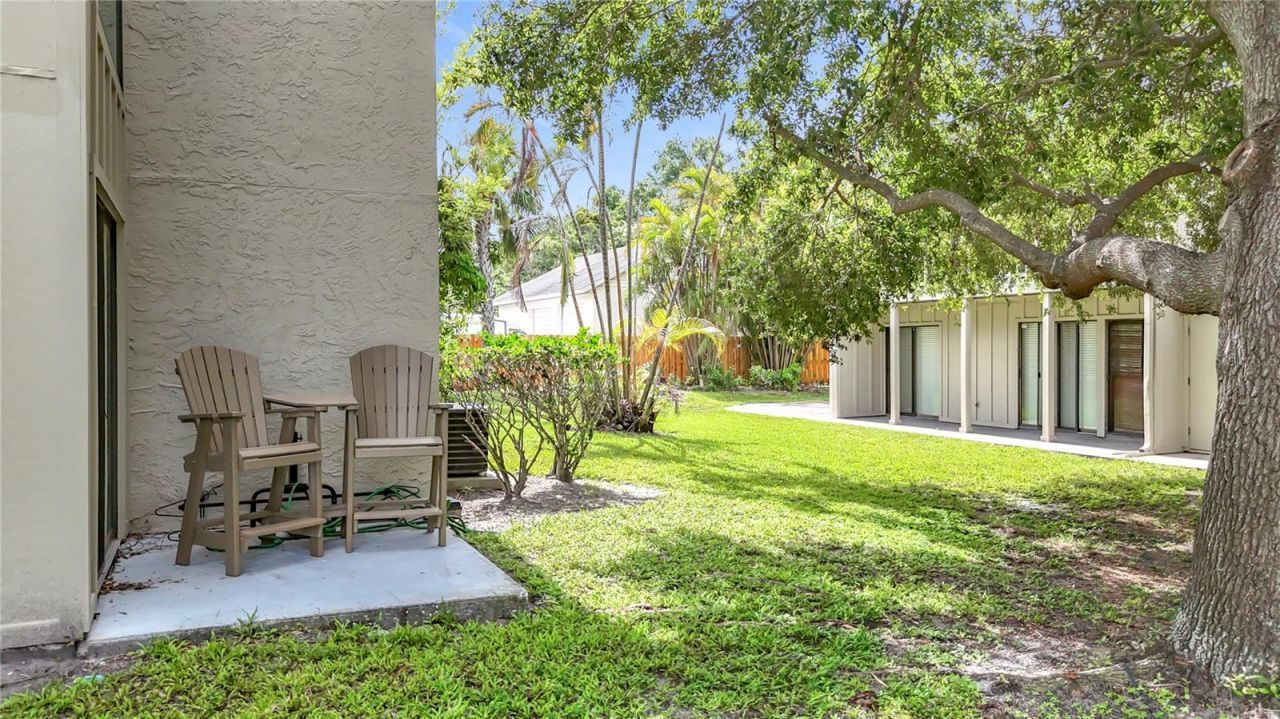 2220 Bahia Vista St, Unit G4, Sarasota, FL 34239 Photo
