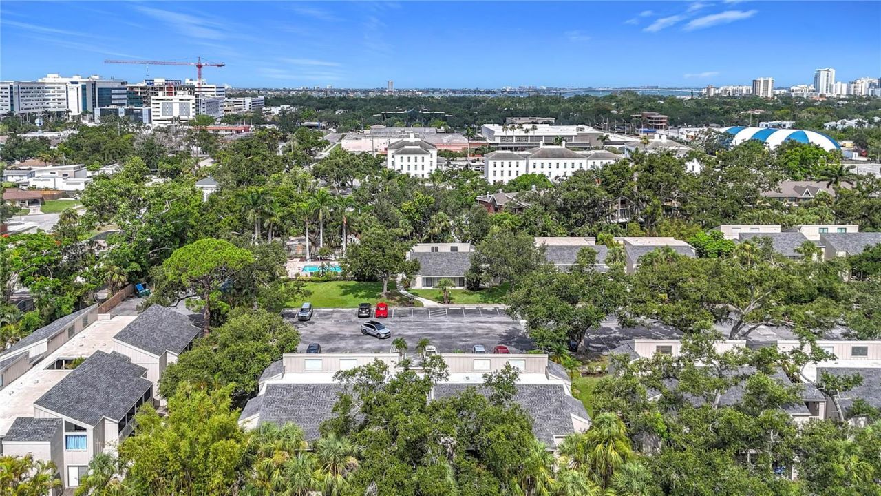 2220 Bahia Vista St, Unit G4, Sarasota, FL 34239 Photo