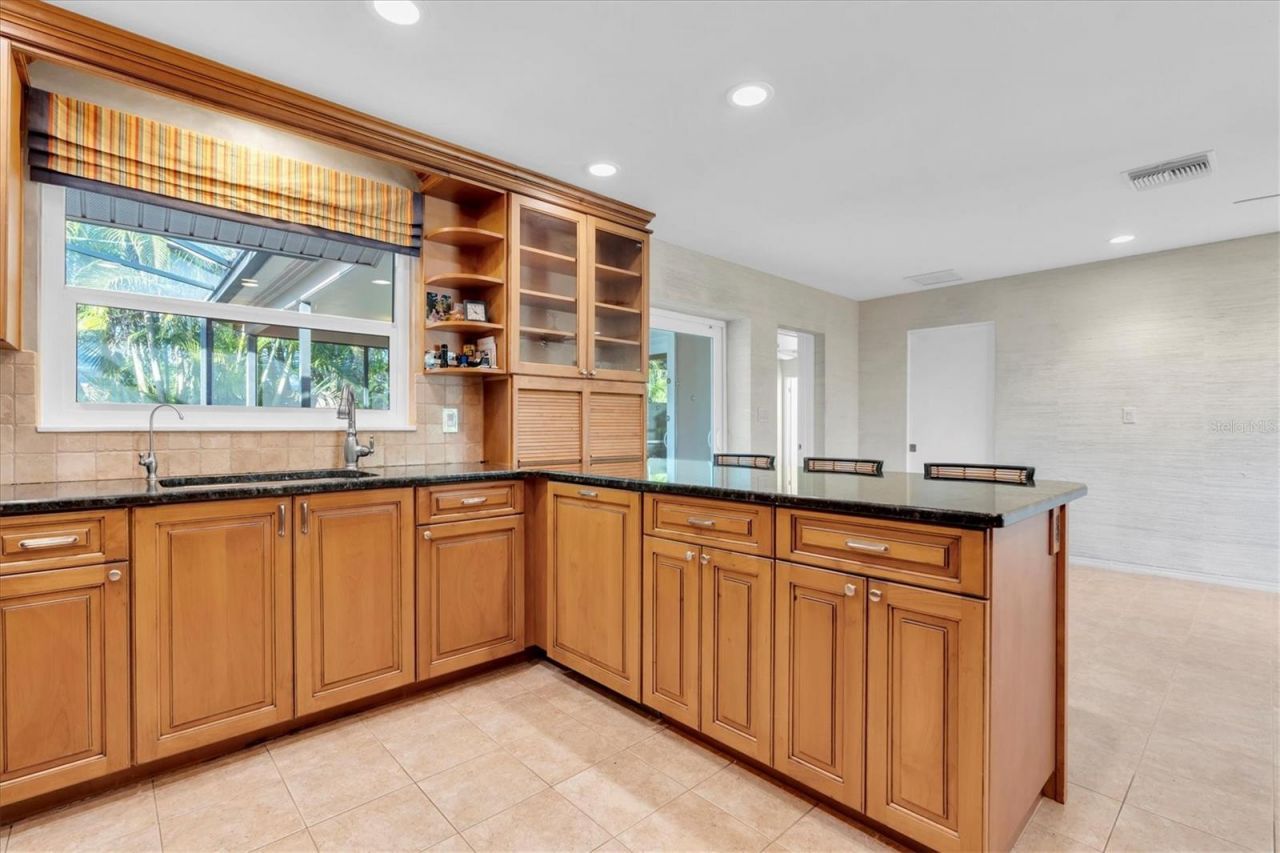 1101 87th Avenue N, Saint Petersburg, FL 33702 Photo