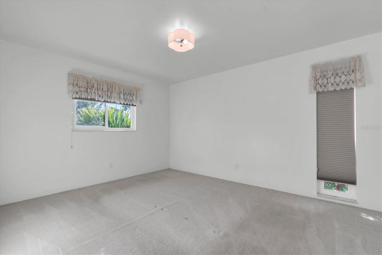 1101 87th Avenue N, Saint Petersburg, FL 33702 Photo