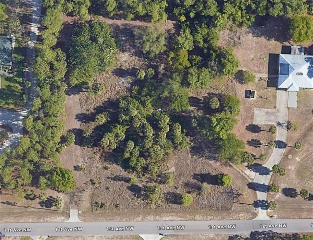 Xxxx 1st Ave Nw, Naples, FL 34119 Photo
