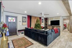 237 W Steele Drive photo 4