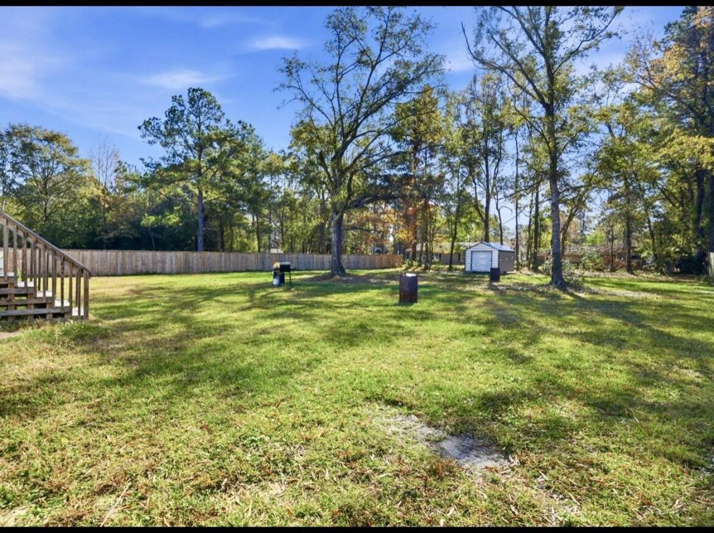 237 W Steele Drive Photo 26