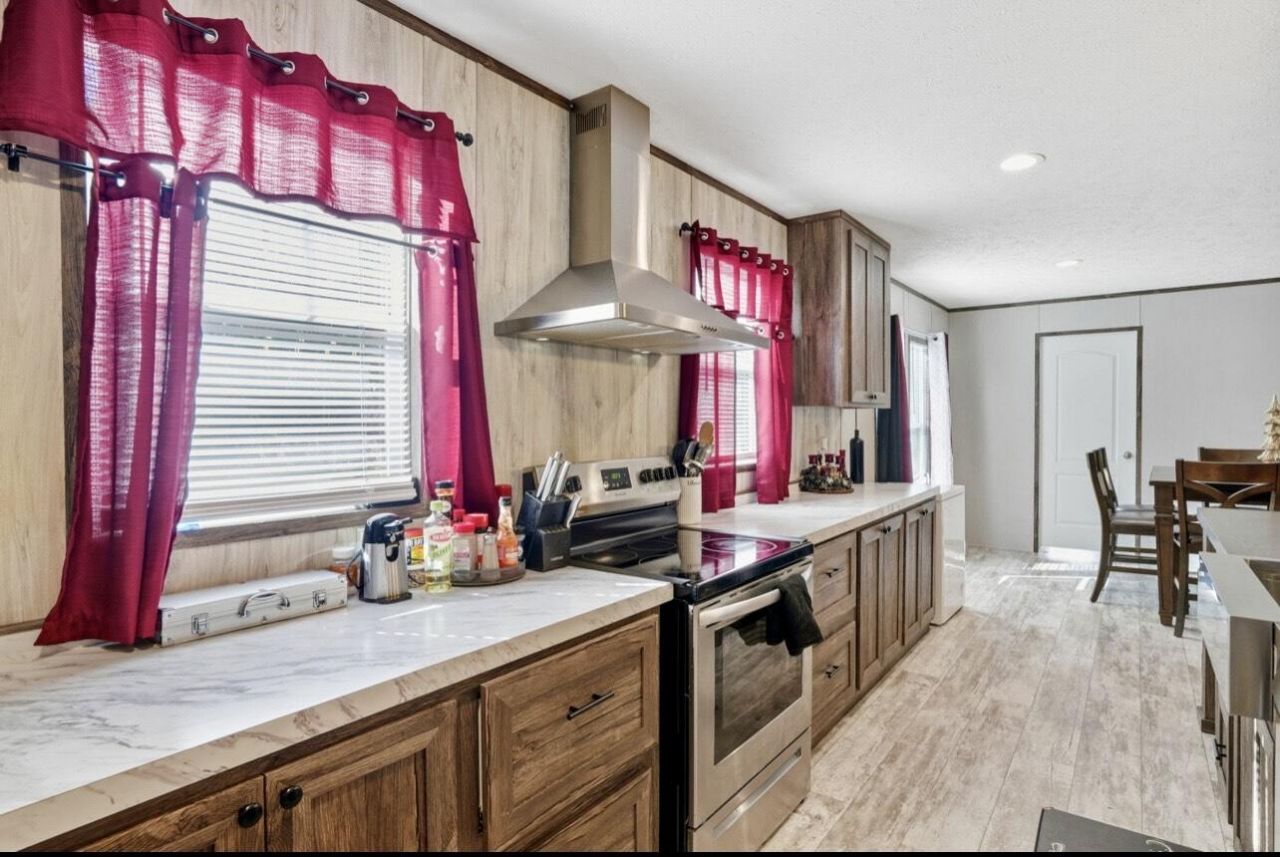 237 W Steele Drive Photo 9