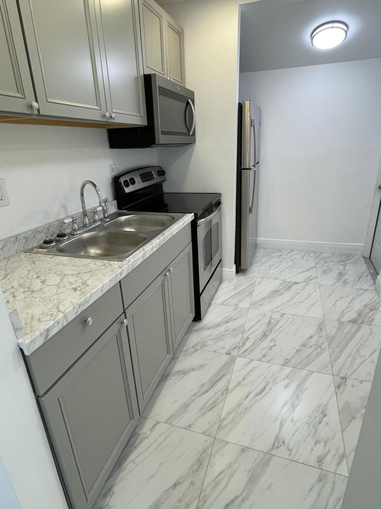 908 W 5th Street, Riviera Beach, FL 33404 Photo