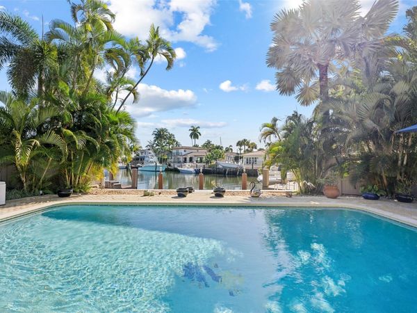 2800 NE 29th Street, Fort Lauderdale, FL 33306