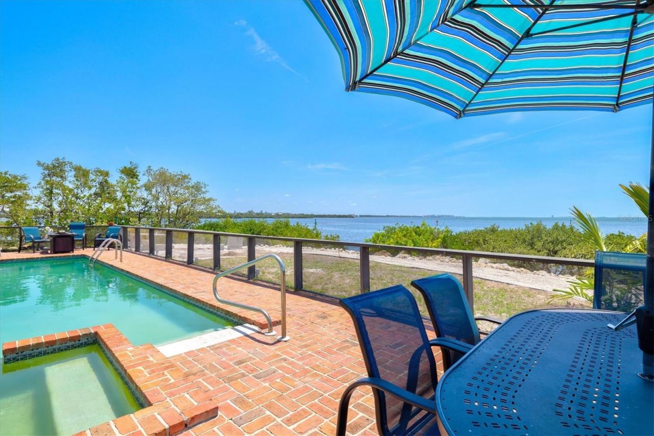 6928 26th Street W, Bradenton, FL 34207 Photo