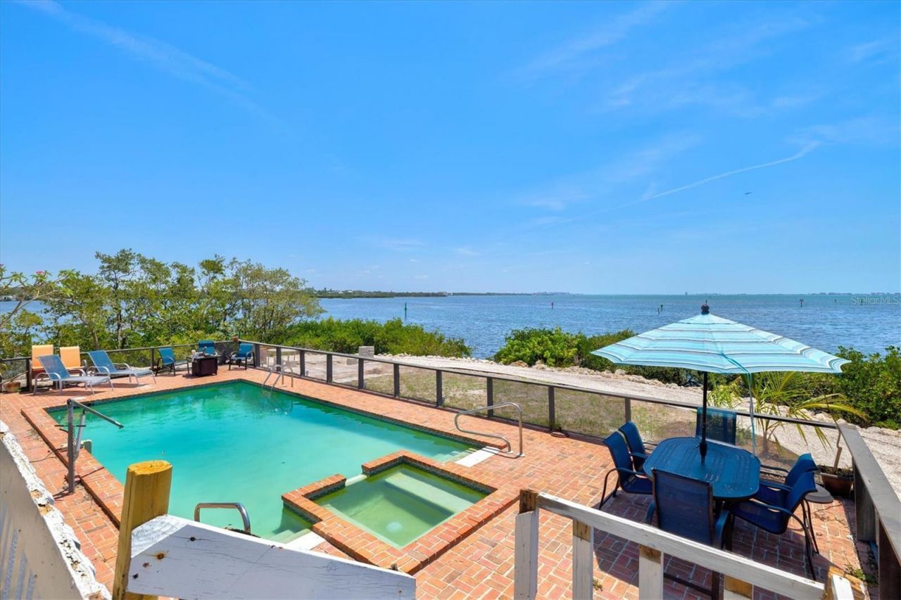 6928 26th Street W, Bradenton, FL 34207 Photo