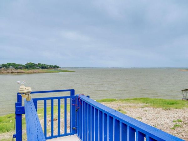 603 Waterway LN, Burnet, TX 78611