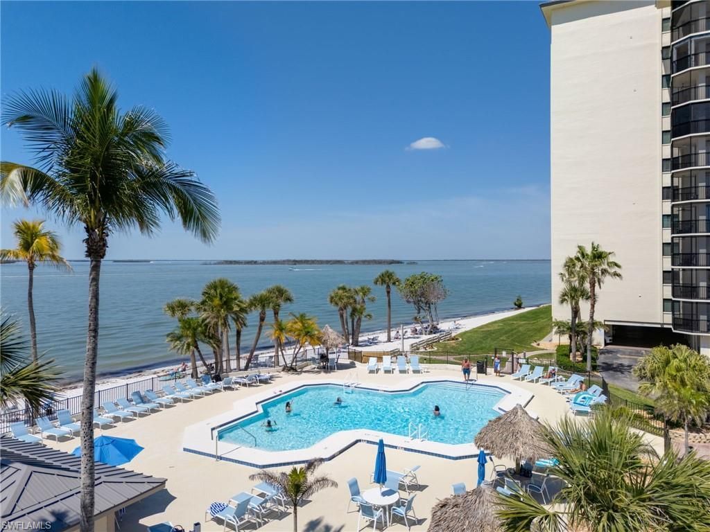 17080 Harbour Point Dr, Unit 612, Fort Myers, FL 33908 Photo