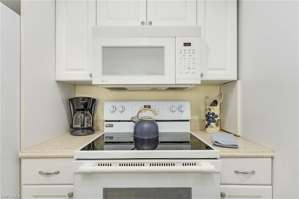17080 Harbour Point Dr, Unit 213, Fort Myers, FL 33908 Photo