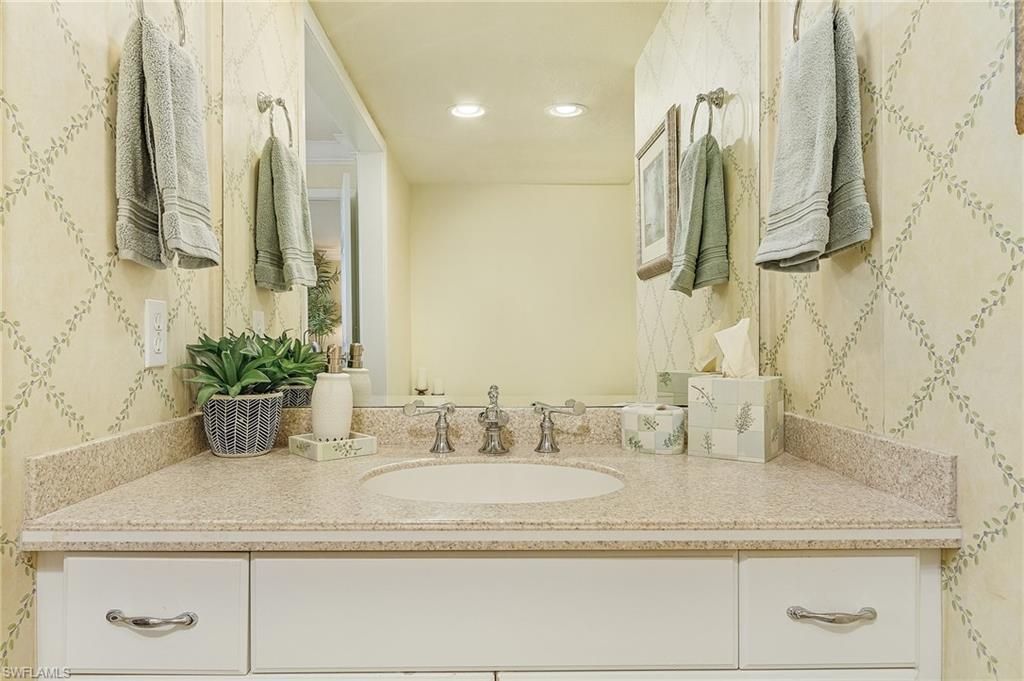 17080 Harbour Point Dr, Unit 213, Fort Myers, FL 33908 Photo