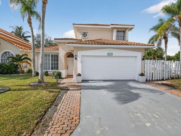 1023 Fairfax Cir, Boynton Beach, FL 33436