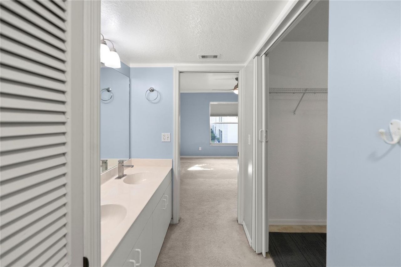 9610 Victoria Lane, Unit D202, Naples, FL 34109 Photo