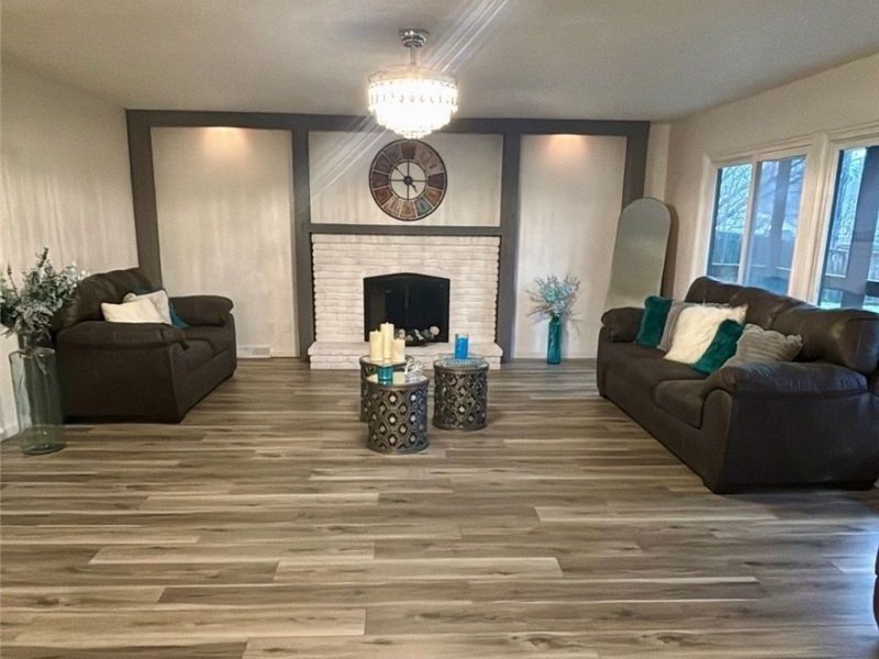 1161 Magdalyn Drive, Akron, OH 44320 Photo 3