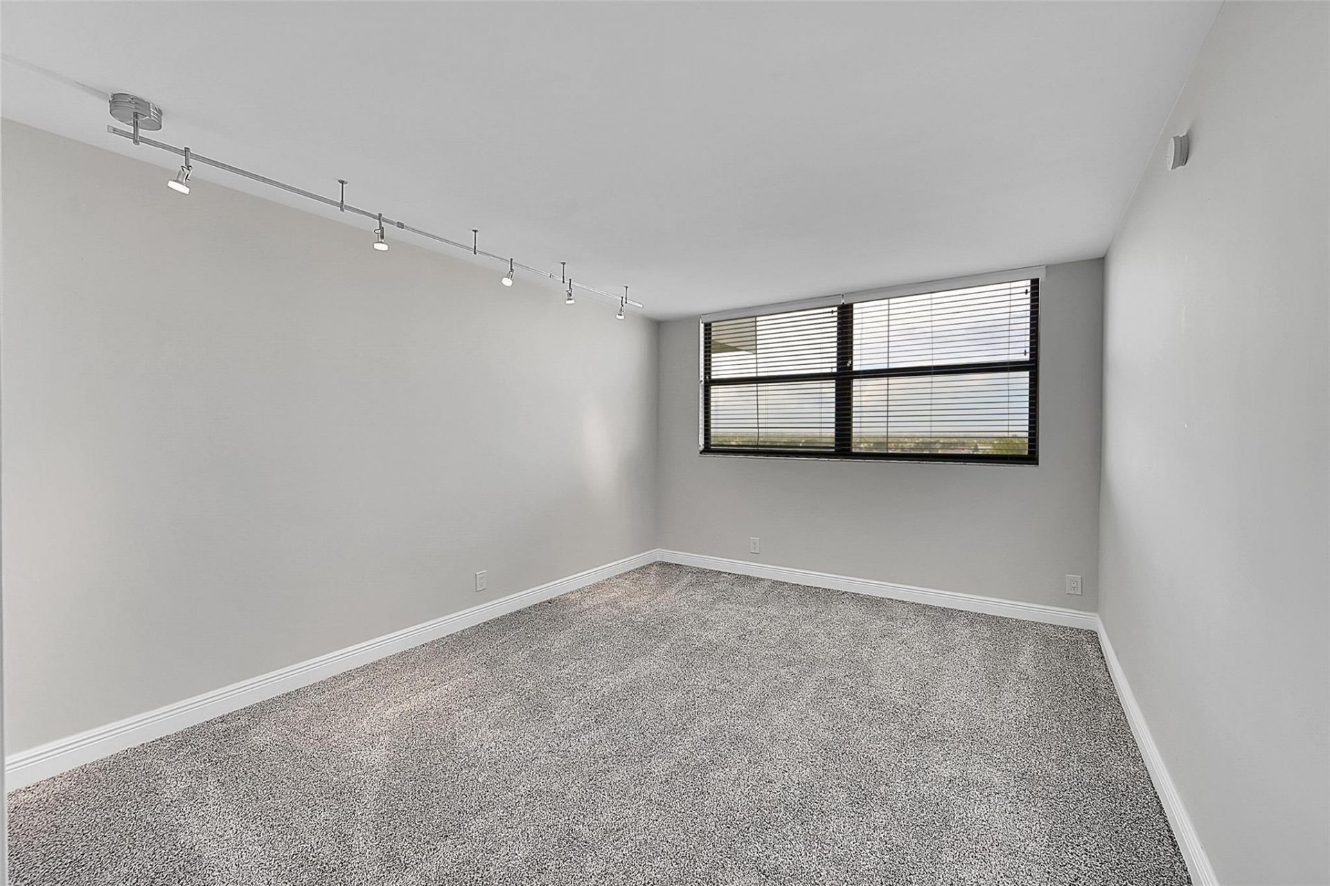 2900 NE 14th Street Causeway, Unit 1005, Pompano Beach, FL 33062 Photo