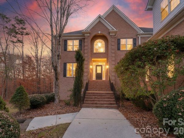 1300 Longleaf Court, Weddington, NC 28104