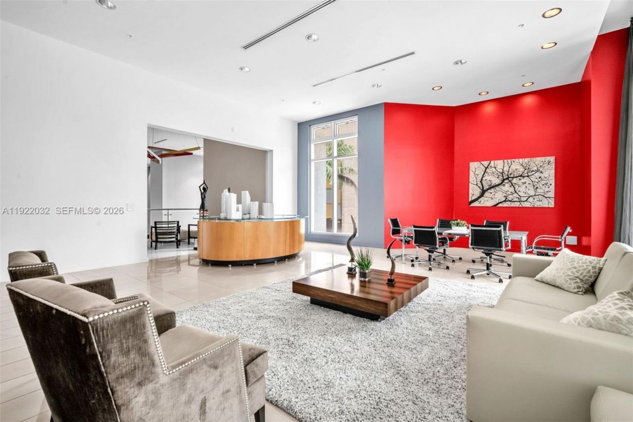 300 S Biscayne Blvd, Unit L-822, Miami, FL 33131 Photo