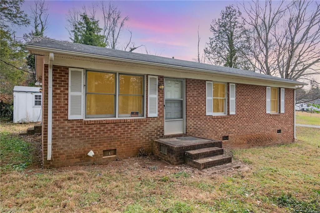 3734 Carole Drive, Sophia, NC 27350 Main Photo