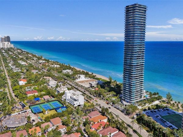 19575 Collins Ave, Unit 16, Sunny Isles Beach, FL 33160
