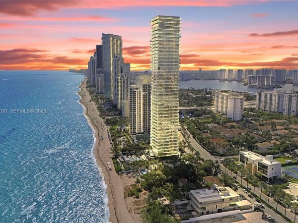 19575 Collins Ave, Unit 16, Sunny Isles Beach, FL 33160