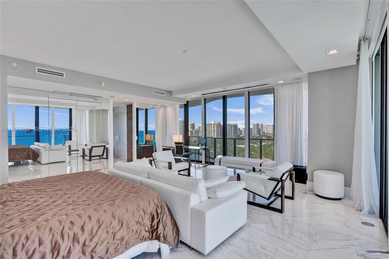 19575 Collins Ave, Unit 16, Sunny Isles Beach, FL 33160 Photo