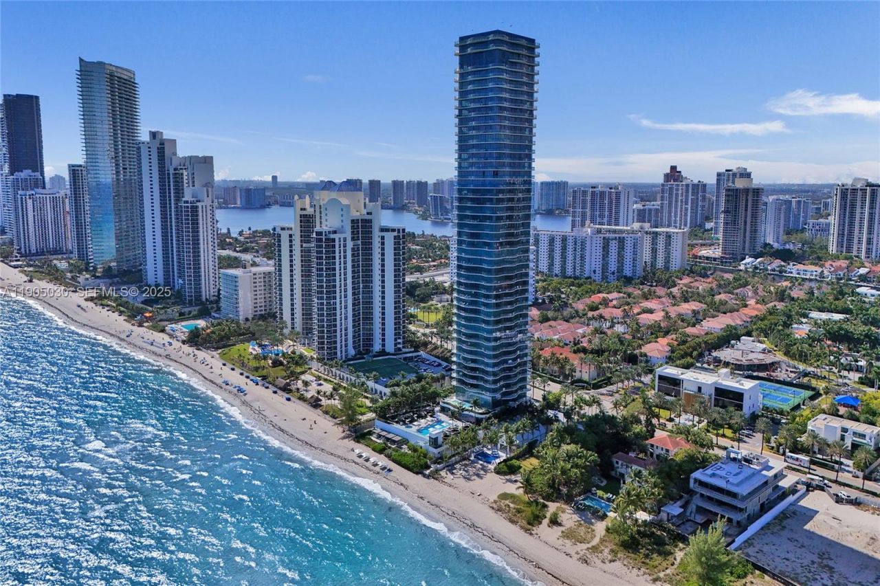 19575 Collins Ave, Unit 16, Sunny Isles Beach, FL 33160 Photo