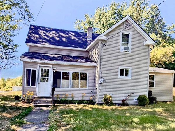 8 Western Avenue, East Millinocket, ME 04430