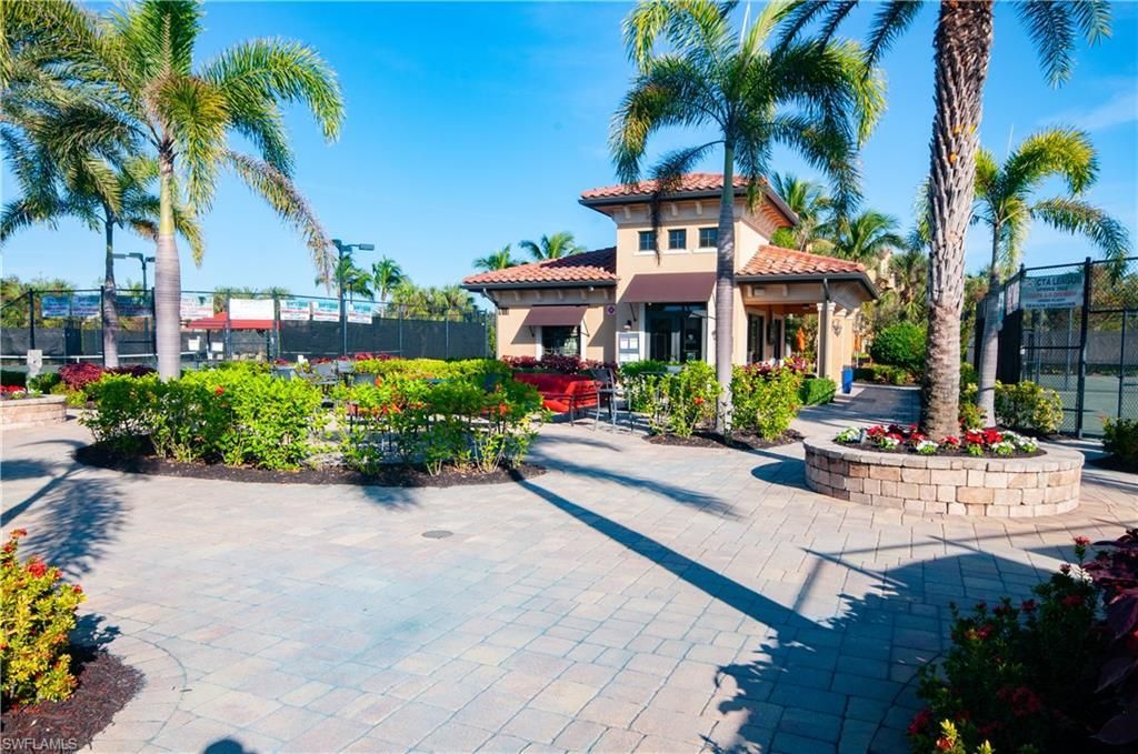 28087 Kerry Ct, Bonita Springs, FL 34135 Photo