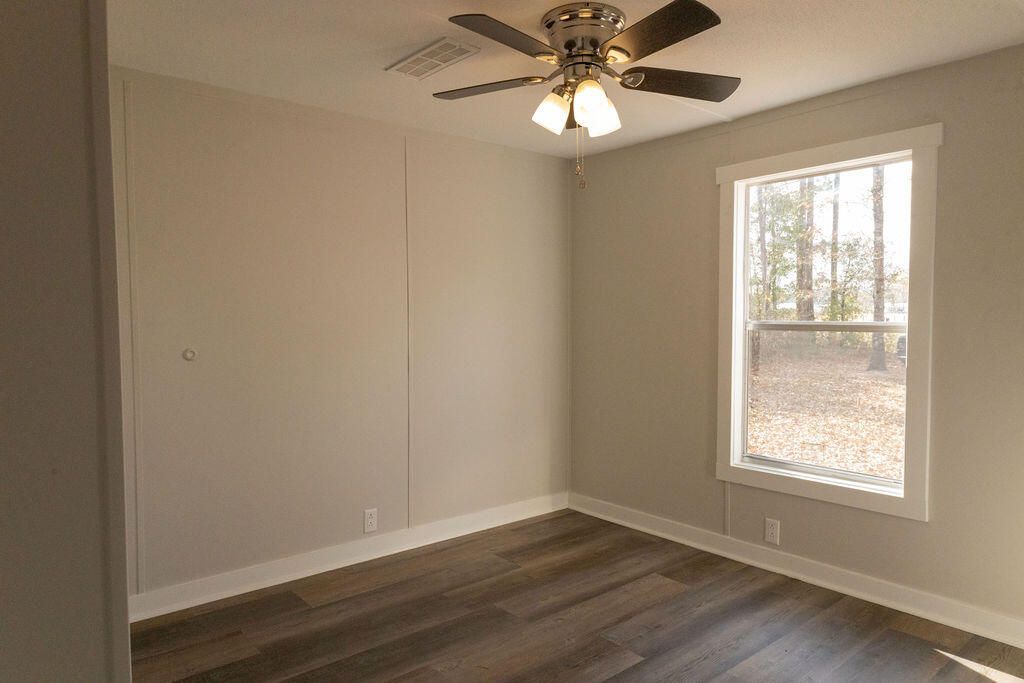 1584 Keegan Drive Photo 23