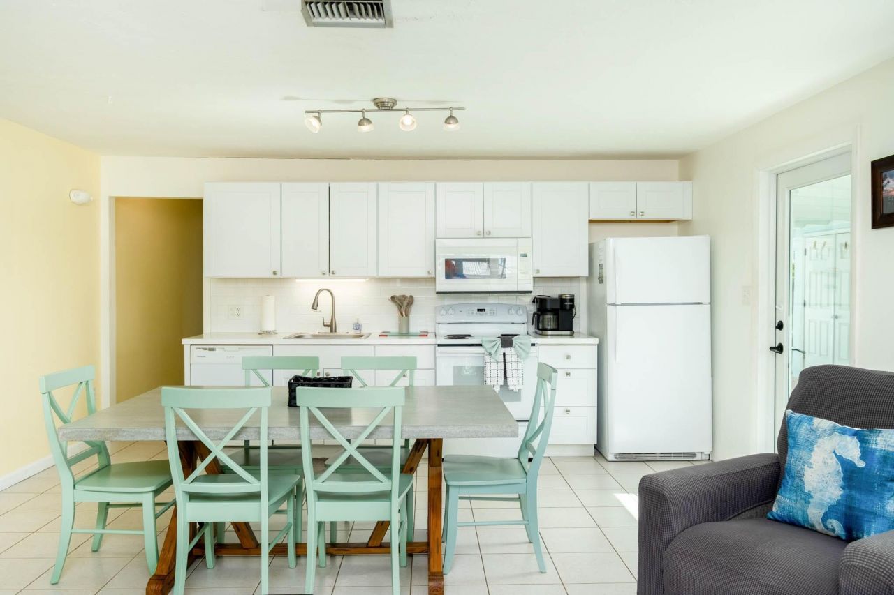 261 9th Street, Key Colony, FL 33051 Photo