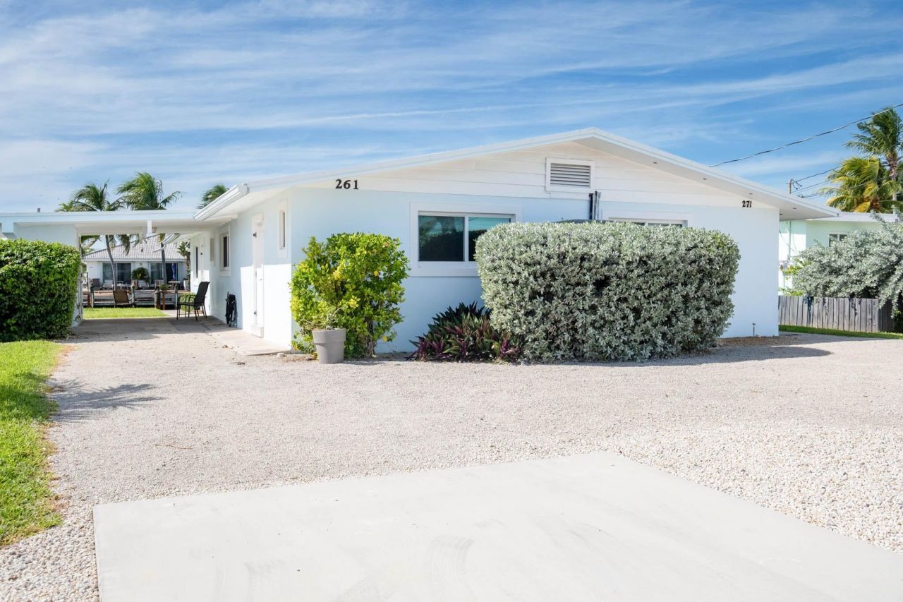 261 9th Street, Key Colony, FL 33051 Photo