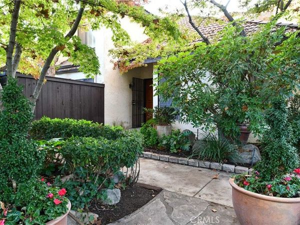 2890 Huntington, Unit 110, Fresno, CA 93721