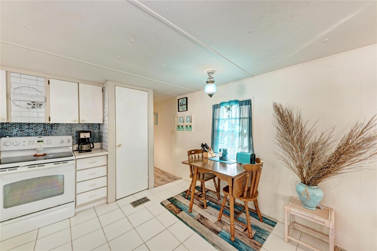 10315 Cortez Road W, Unit 17J, Bradenton, FL 34210 Photo