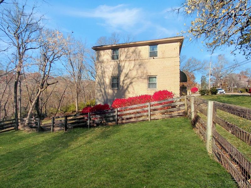 5751 Belmont Avenue, Cincinnati, OH 45224 Photo 23